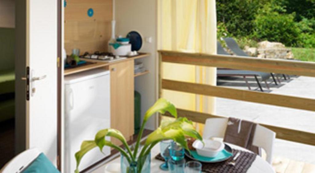 Camping Des Rochers Des Parcs Ξενοδοχείο Clécy Εξωτερικό φωτογραφία
