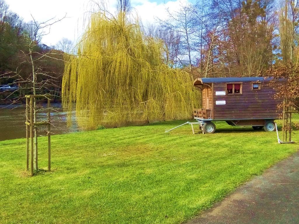Camping Des Rochers Des Parcs Ξενοδοχείο Clécy Εξωτερικό φωτογραφία
